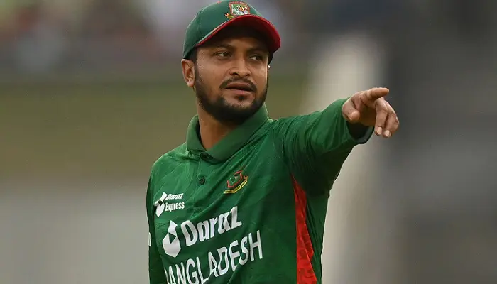 আয়কর হিসাব ও দুর্নীতির অভিযোগ তদন্তে সাকিবের বিরুদ্ধে দুদকে আবেদন