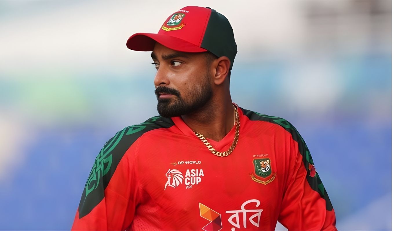 নিলামের মঞ্চে রংপুরের প্রথম বাজি—লিটন দাস, আর তাতেই যেন খেলা জমে গেল 1 নিলামের মঞ্চে রংপুরের প্রথম বাজি—লিটন দাস, আর তাতেই যেন খেলা জমে গেল